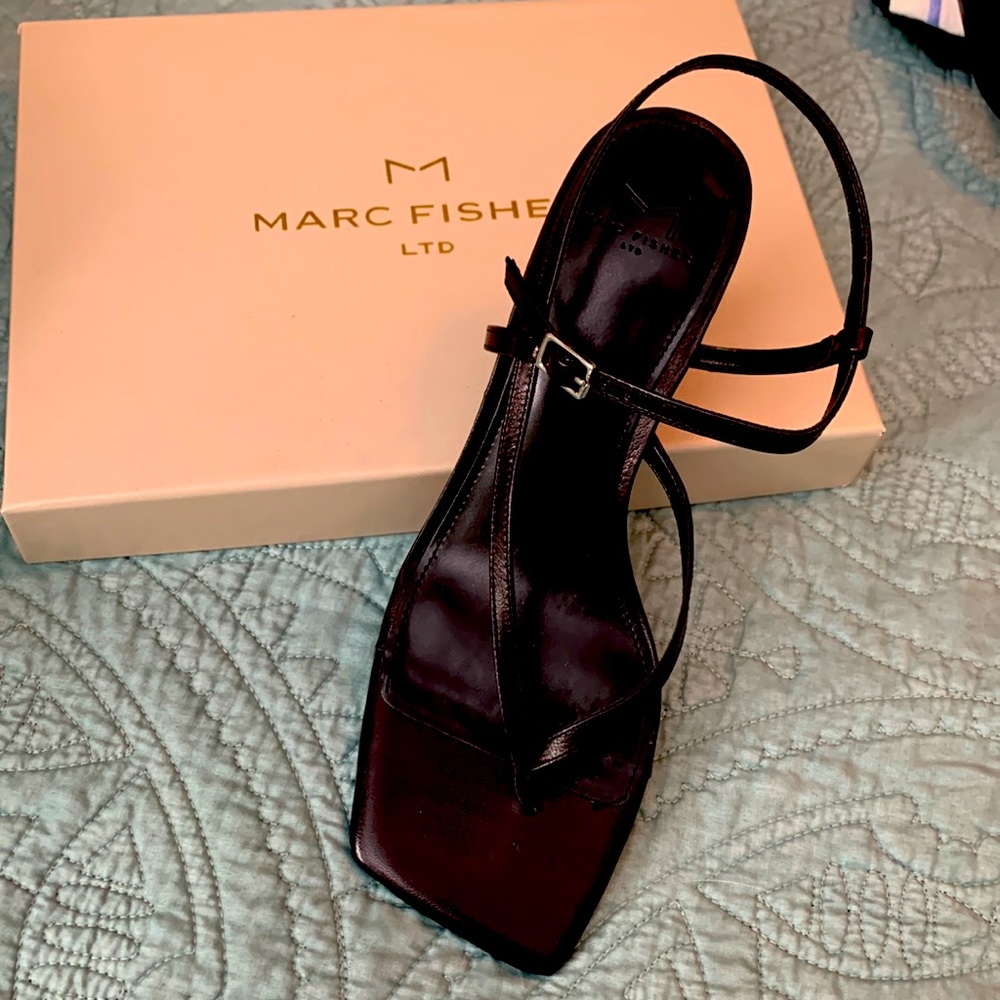 Marc fisher kitten heel sandal